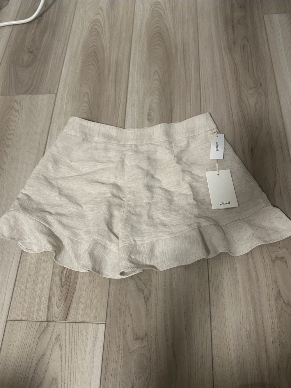 Light Cream Ruffle Linen Hem Women’s Short